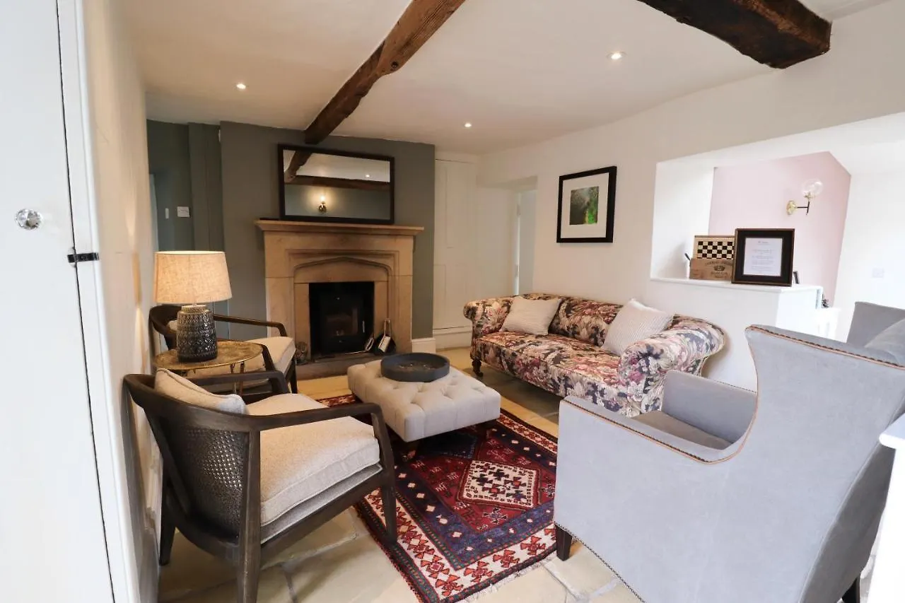 The Little Chantry - Hot Tub, Riverside, Pet Friendly West Tanfield 0*,  Royaume-Uni